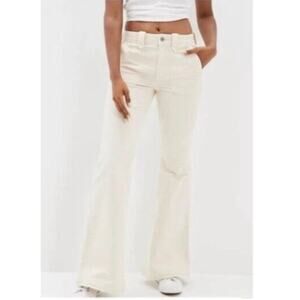 American Eagle ivory flare corduroy pants Size 6 Retro Boho Clean Girl Hippie